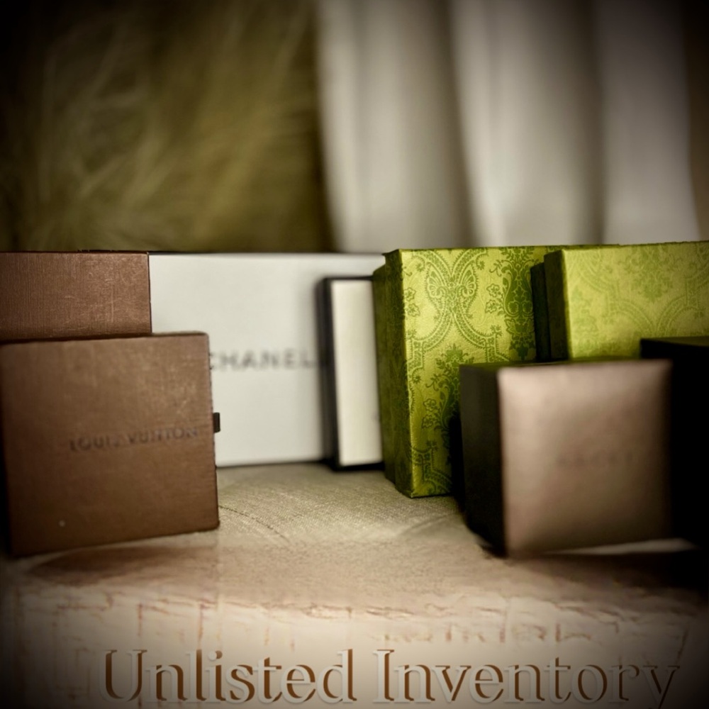 Live show unlisted item. Items shown throughly.  No returns